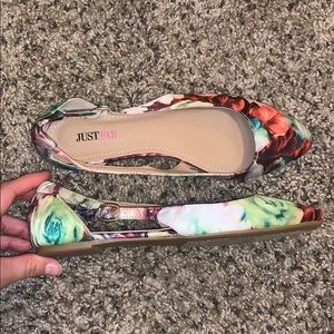 Just Fab Floral flats